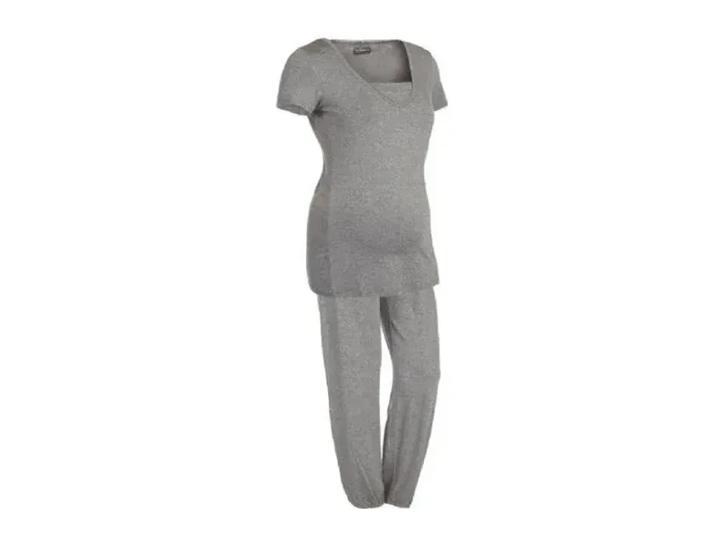 Custom maternity lounge and sleepwear manufacturer